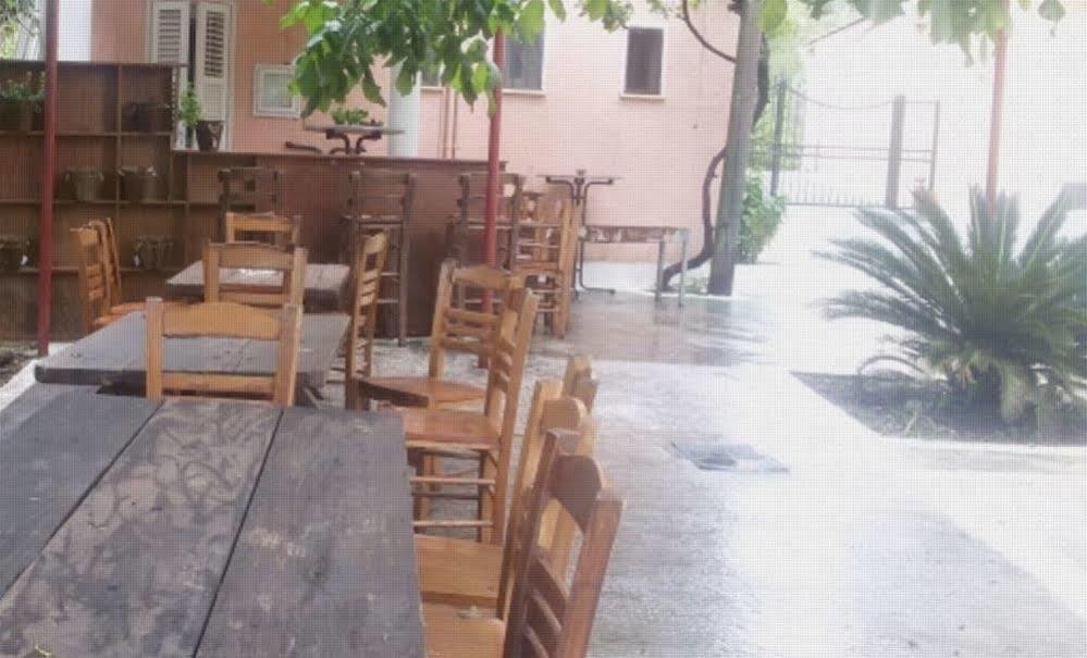 Wilde Rose Hotel Dassia  Bagian luar foto